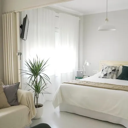 At Home, In The Heart Of شقة